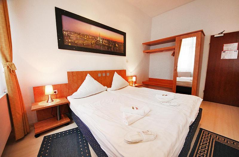 City Hotel Storch Köln Ngoại thất bức ảnh